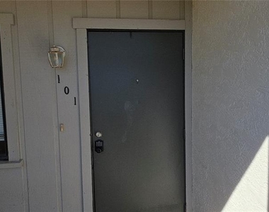 22523 Westchester Boulevard - Photo Thumbnail 1