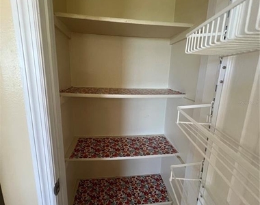 650 Hartford Drive Nw - Photo Thumbnail 9