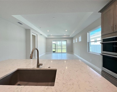 10716 Klee Avenue - Photo Thumbnail 7