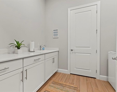 6205 Grande Talon Lane - Photo Thumbnail 31
