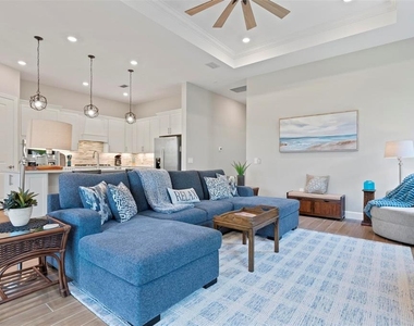 6205 Grande Talon Lane - Photo Thumbnail 8