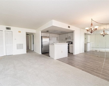2433 Twin Drive - Photo Thumbnail 3