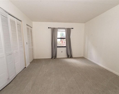 2433 Twin Drive - Photo Thumbnail 11