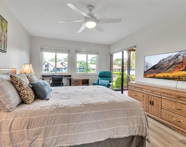 5224 Lake Village Drive - Photo Thumbnail 20