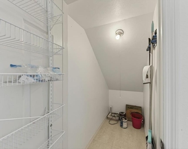 5735 Gardens Drive - Photo Thumbnail 31
