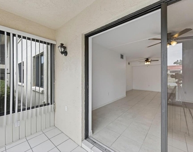 5735 Gardens Drive - Photo Thumbnail 15