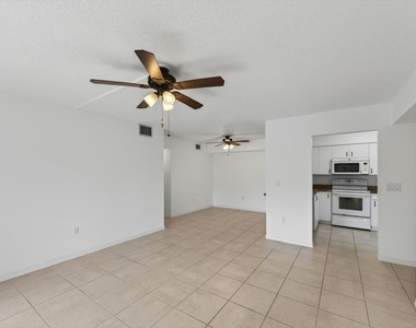 5735 Gardens Drive - Photo Thumbnail 11