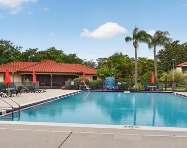 5735 Gardens Drive - Photo Thumbnail 36