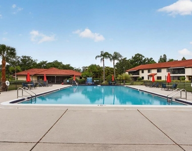 5735 Gardens Drive - Photo Thumbnail 35