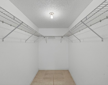5735 Gardens Drive - Photo Thumbnail 24