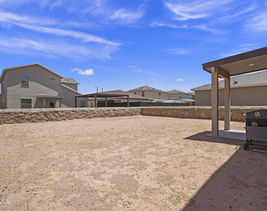 12245 Desert Pine Avenue - Photo Thumbnail 31