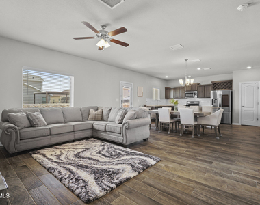 12245 Desert Pine Avenue - Photo Thumbnail 5