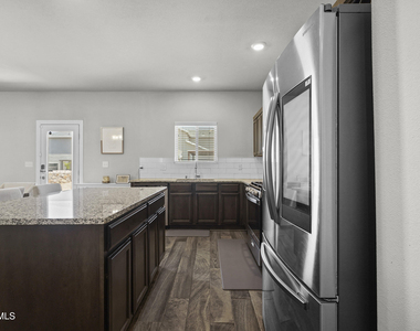 12245 Desert Pine Avenue - Photo Thumbnail 28