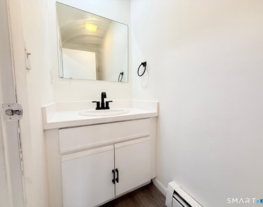 383 Lombard Street - Photo Thumbnail 7