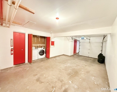 383 Lombard Street - Photo Thumbnail 16