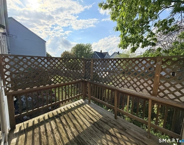 383 Lombard Street - Photo Thumbnail 14