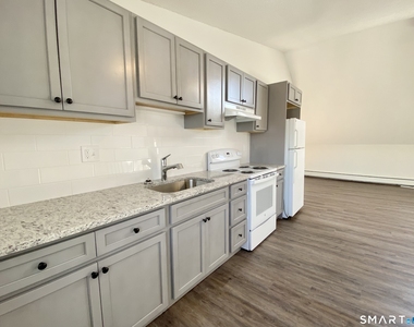 79 Avon Street - Photo Thumbnail 3