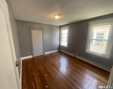 89 Beacon Street - Photo Thumbnail 8