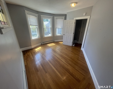89 Beacon Street - Photo Thumbnail 1