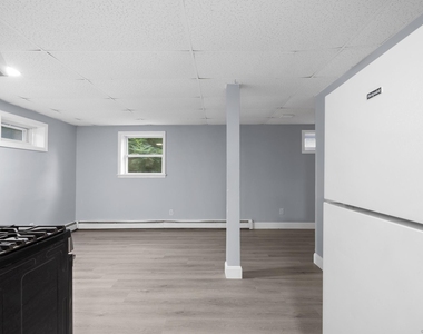 61 Revere Street - Photo Thumbnail 5