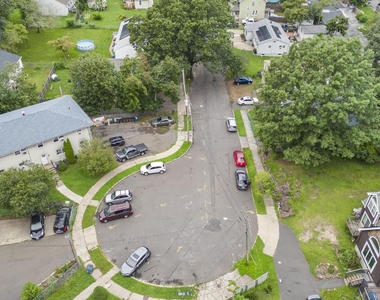 61 Revere Street - Photo Thumbnail 18