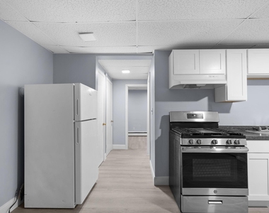 61 Revere Street - Photo Thumbnail 3