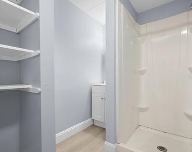 61 Revere Street - Photo Thumbnail 12
