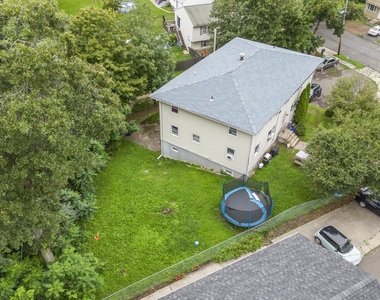 61 Revere Street - Photo Thumbnail 17