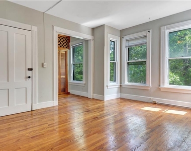 28 Edwards Street - Photo Thumbnail 9