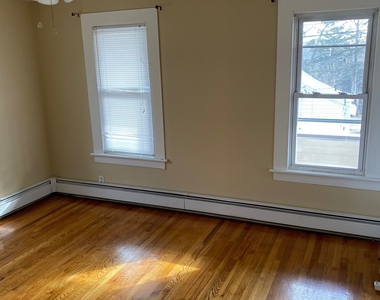 39 Holmes Avenue - Photo Thumbnail 3