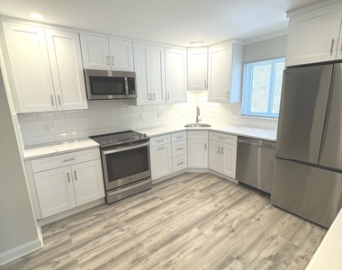 97 Richards Avenue - Photo Thumbnail 3