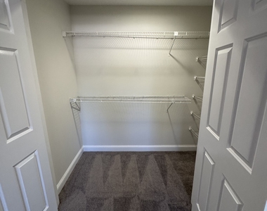 97 Richards Avenue - Photo Thumbnail 10