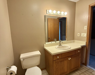 410 Emmett Street - Photo Thumbnail 9