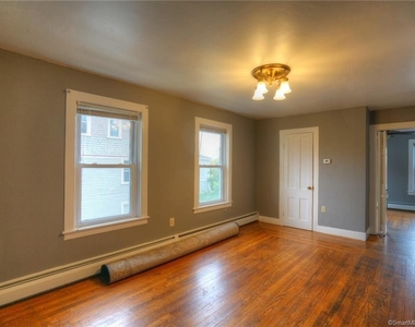 143 Broad Street - Photo Thumbnail 6