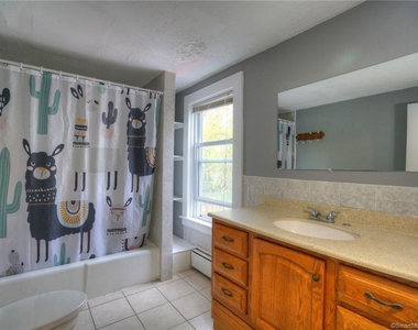 143 Broad Street - Photo Thumbnail 17