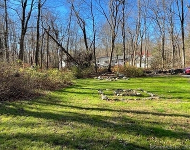 86 Pocahontas Road - Photo Thumbnail 14