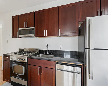 West 11th Street - Photo Thumbnail 2