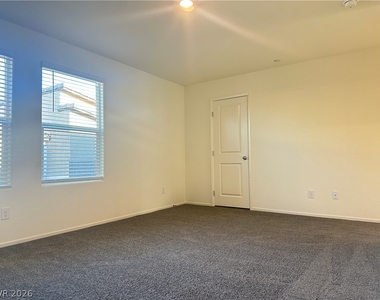 9918 Saffron Hills Street - Photo Thumbnail 10