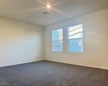 9918 Saffron Hills Street - Photo Thumbnail 9