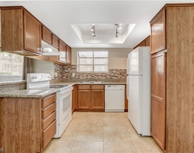 7200 Pirates Cove Road - Photo Thumbnail 11