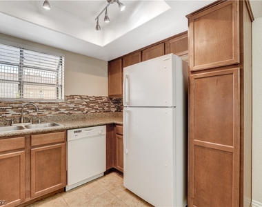 7200 Pirates Cove Road - Photo Thumbnail 13