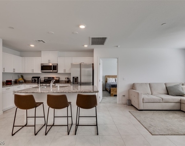 639 Morbucks Lane - Photo Thumbnail 9