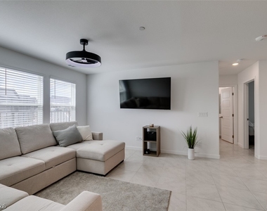 639 Morbucks Lane - Photo Thumbnail 12