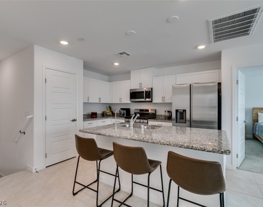 639 Morbucks Lane - Photo Thumbnail 21