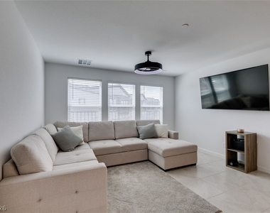 639 Morbucks Lane - Photo Thumbnail 11