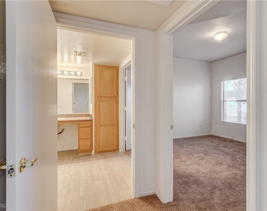 45 Maleena Mesa Street - Photo Thumbnail 19
