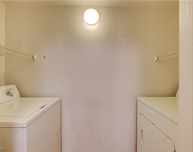45 Maleena Mesa Street - Photo Thumbnail 18