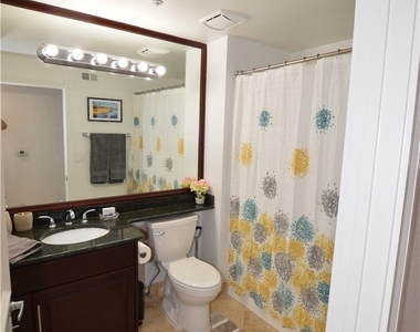 260 E Flamingo Road - Photo Thumbnail 15