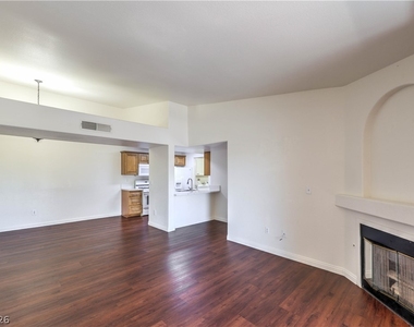 7885 W Flamingo Road - Photo Thumbnail 5
