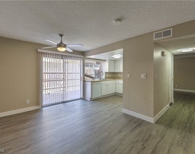 1481 Living Desert Drive - Photo Thumbnail 11